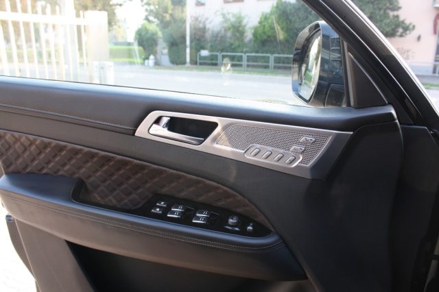 SSANGYONG REXTON usata, con Servosterzo