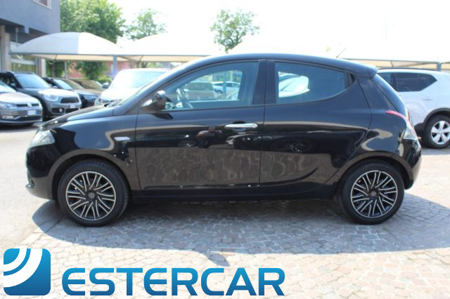 LANCIA Ypsilon usata, con Servosterzo