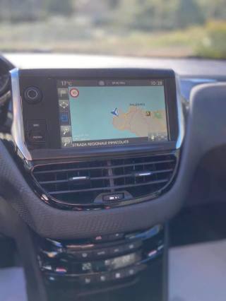 PEUGEOT 208 usata, con Fendinebbia