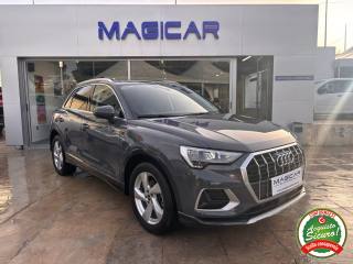 AUDI Q3 35 TDI quattro S tronic Business Advanced
