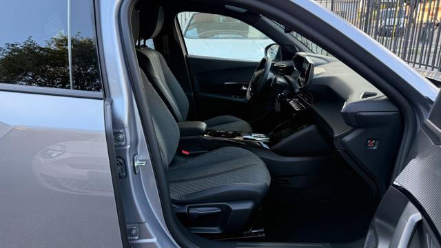 PEUGEOT 2008 usata, con Interni in pelle