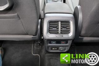 VOLKSWAGEN Tiguan usata, con Leve al volante