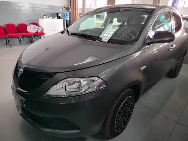 LANCIA Ypsilon usata, con Chiusura centralizzata