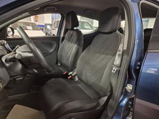 LANCIA Ypsilon usata, con USB