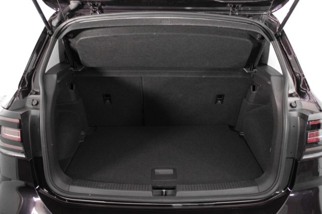 VOLKSWAGEN T-Cross usata, con ESP