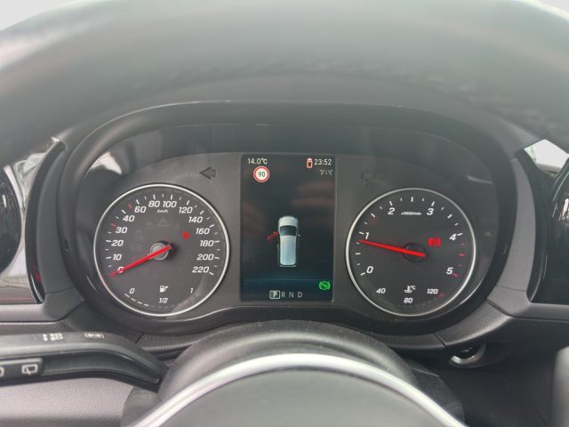 MERCEDES-BENZ CLA usata 12