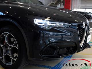 ALFA ROMEO Stelvio usata, con Luci diurne LED