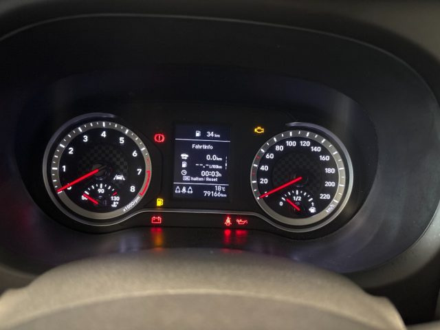 HYUNDAI i10 usata, con ESP