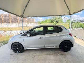 PEUGEOT 208 usata, con Chiusura centralizzata