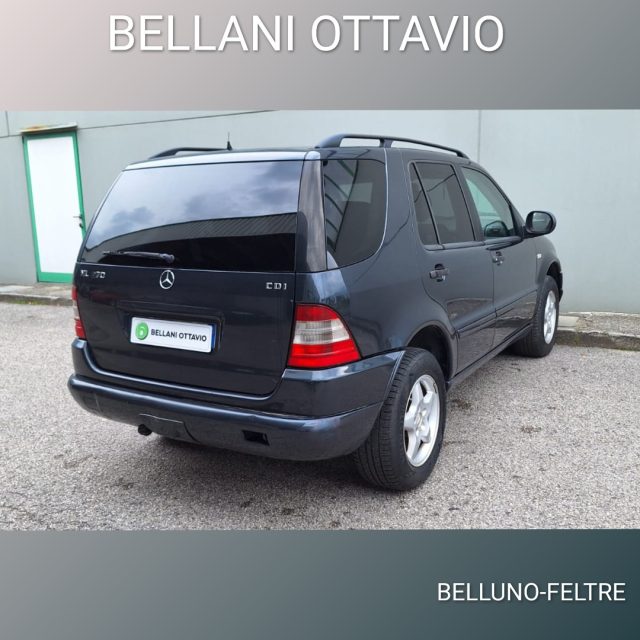 MERCEDES-BENZ ML 270 usata, con Airbag laterali