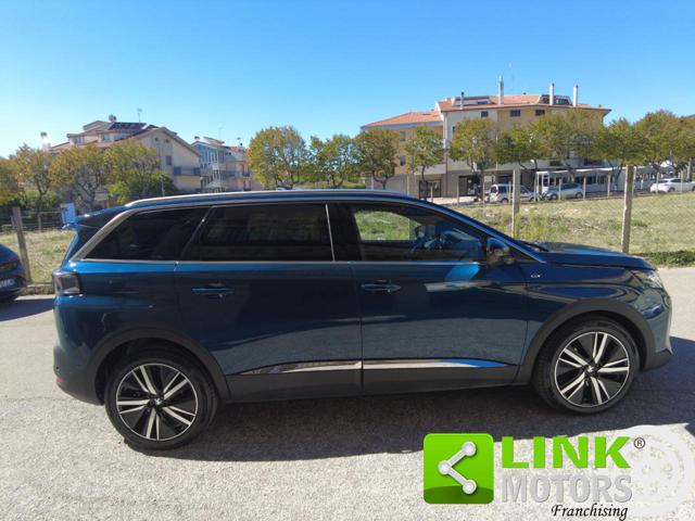 PEUGEOT 5008 usata, con Park Distance Control