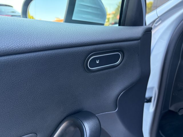 MERCEDES-BENZ A 180 usata, con Controllo trazione