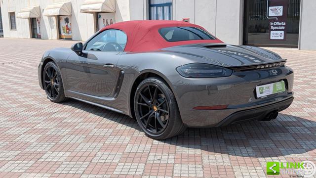 PORSCHE 718 usata, con Autoradio