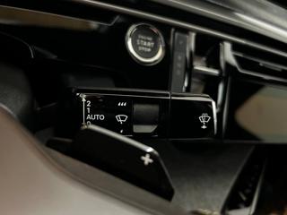 PEUGEOT 3008 usata, con Park Distance Control
