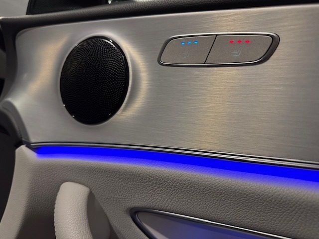 MERCEDES-BENZ E 300 usata, con Luci diurne LED