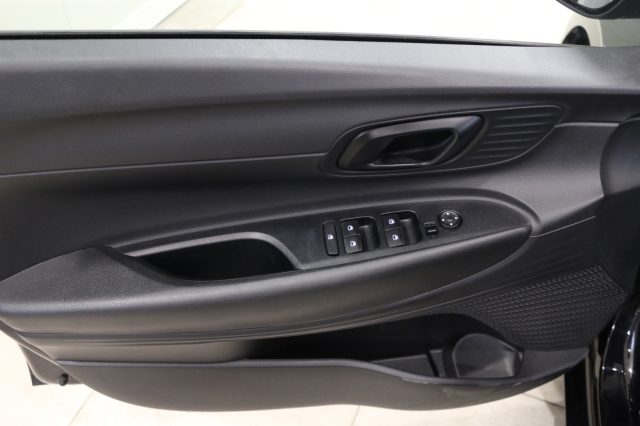 HYUNDAI i20 usata, con Telecamera per parcheggio assistito