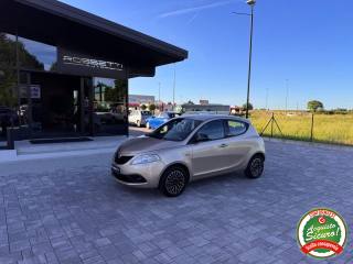 LANCIA Ypsilon usata, con Airbag laterali