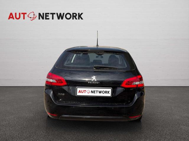 PEUGEOT 308 usata, con Autoradio