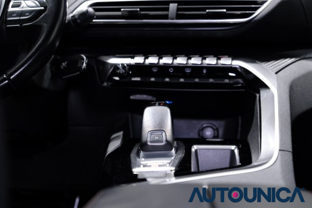 PEUGEOT 3008 usata 45