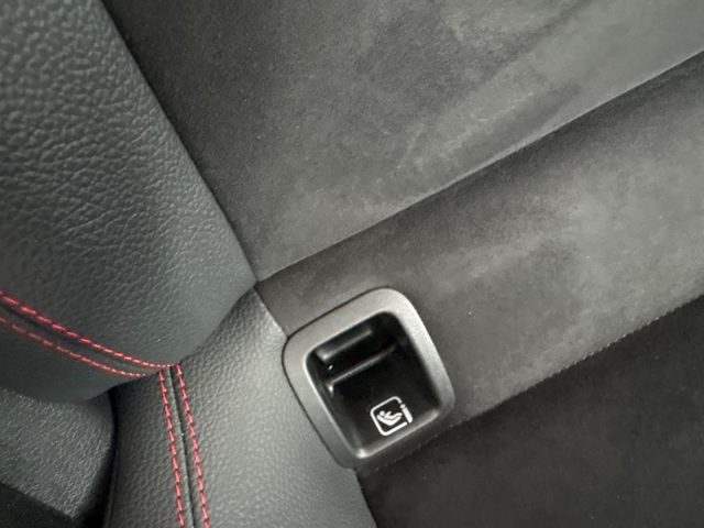 MERCEDES-BENZ A 180 usata, con Sedili sportivi