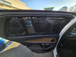 MERCEDES-BENZ E 220 usata, con Chiusura centralizzata