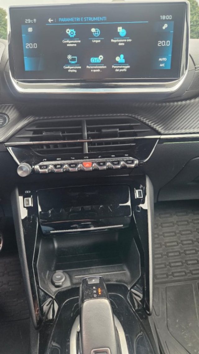 PEUGEOT 2008 usata, con Bracciolo