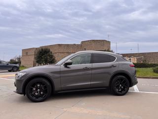 ALFA ROMEO Stelvio usata, con Climatizzatore automatico, 2 zone