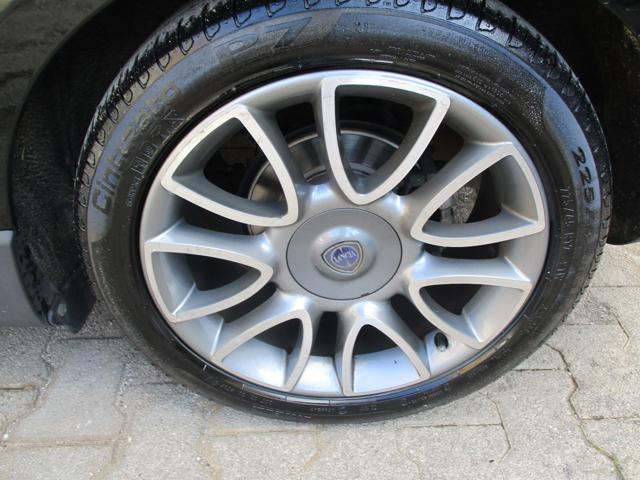 LANCIA Delta usata, con Autoradio