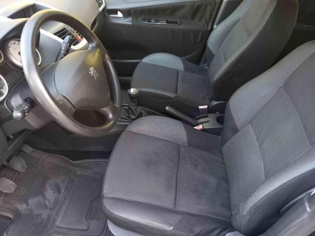 PEUGEOT 207 usata, con Servosterzo