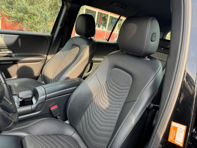 MERCEDES-BENZ GLB 180 usata, con Volante in pelle