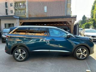 PEUGEOT 5008 usata, con Airbag laterali