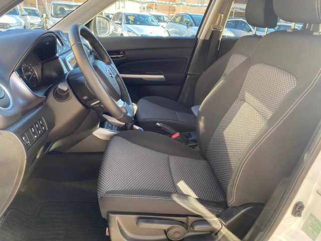 SUZUKI Vitara usata, con Fari LED