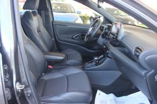 TOYOTA Yaris usata, con Cruise Control