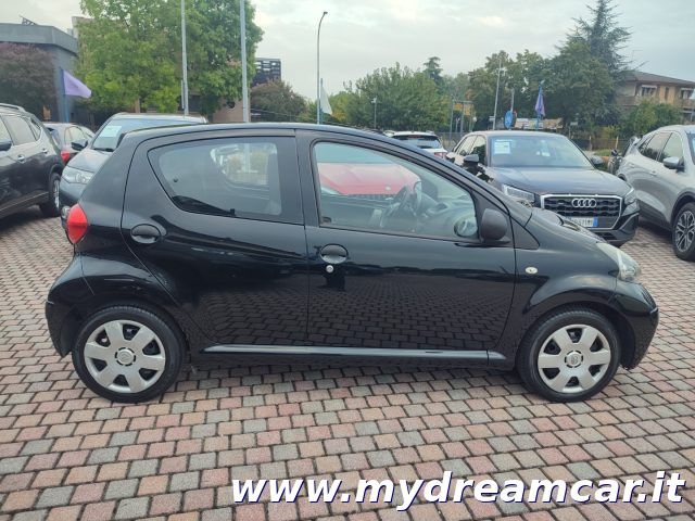 TOYOTA Aygo usata 20