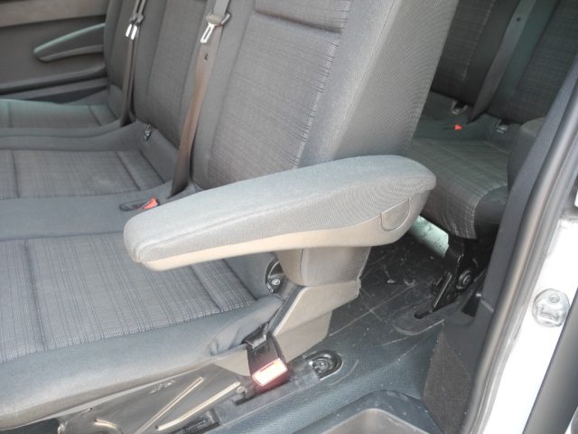 MERCEDES-BENZ Vito usata 42