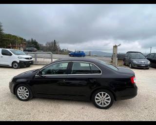 VOLKSWAGEN Jetta usata, con Airbag laterali