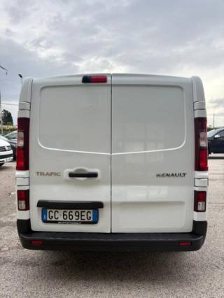 RENAULT Trafic usata, con Autoradio