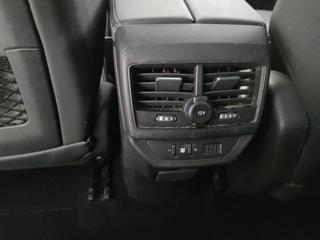 PEUGEOT 5008 usata, con Sistema di navigazione