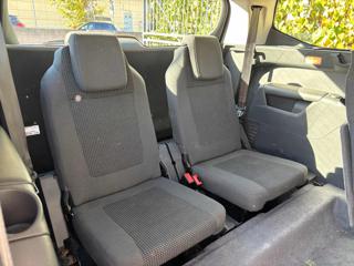 PEUGEOT 5008 usata, con Park Distance Control