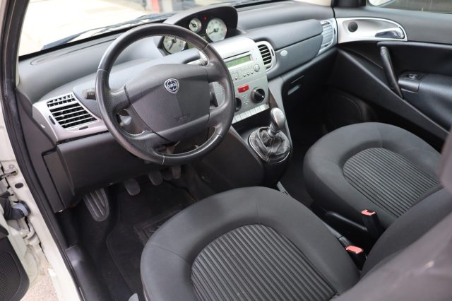 LANCIA Ypsilon usata, con Specchietti laterali elettrici