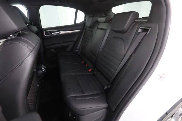 ALFA ROMEO Stelvio usata 9