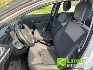 RENAULT Clio usata, con Climatizzatore