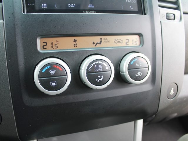 NISSAN Navara usata, con Volante multifunzione