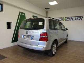 VOLKSWAGEN Touran usata, con Controllo trazione