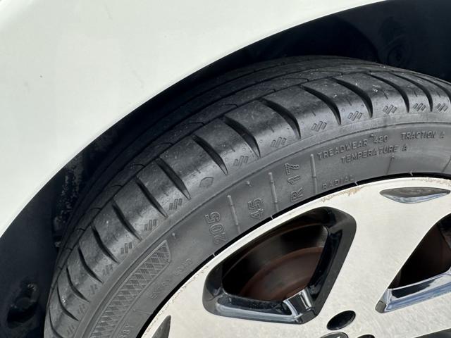 KIA Rio usata, con Autoradio