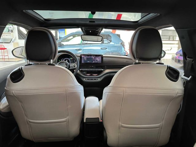 FIAT 500e usata, con Sedile posteriore sdoppiato