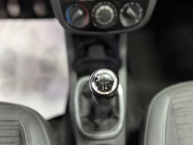 OPEL Corsa usata, con Volante multifunzione