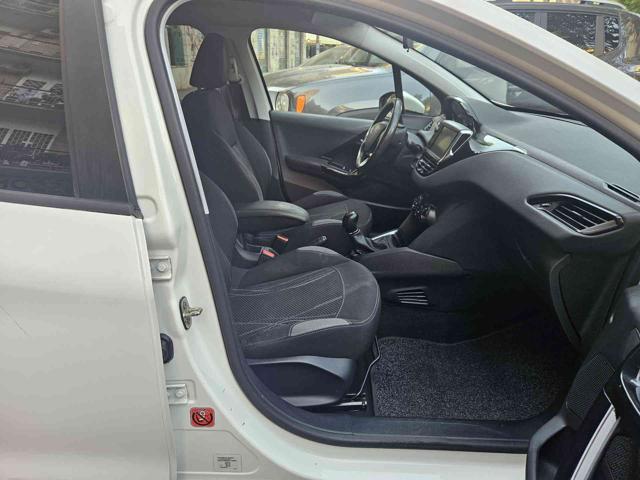 PEUGEOT 208 usata, con Cruise Control