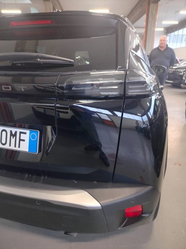 PEUGEOT 2008 usata, con Fari LED