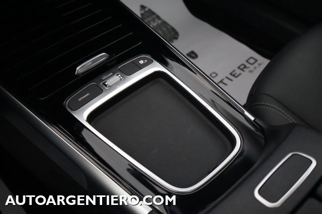 MERCEDES-BENZ GLB 180 usata, con Controllo trazione